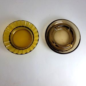 Set of 2 Vintage 1970s MCM Amber Brown Glass Small Ashtrays